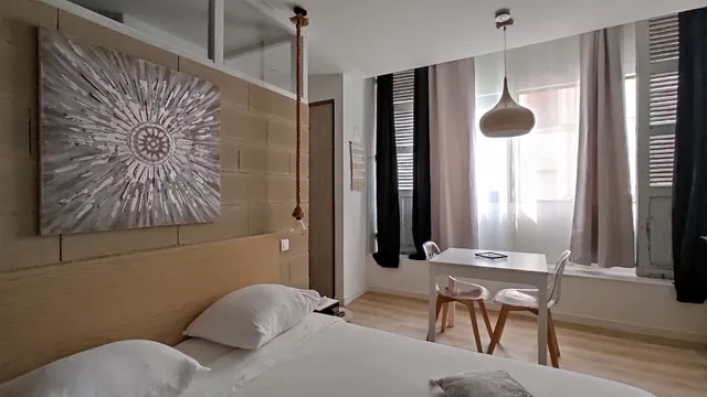 Suite 24 Appart'hôtel-3 Etoiles