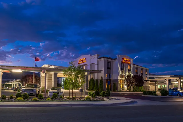 Hampton Inn & Suites Carson City