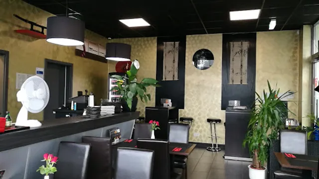 Planet Sushi & Nudel Bar