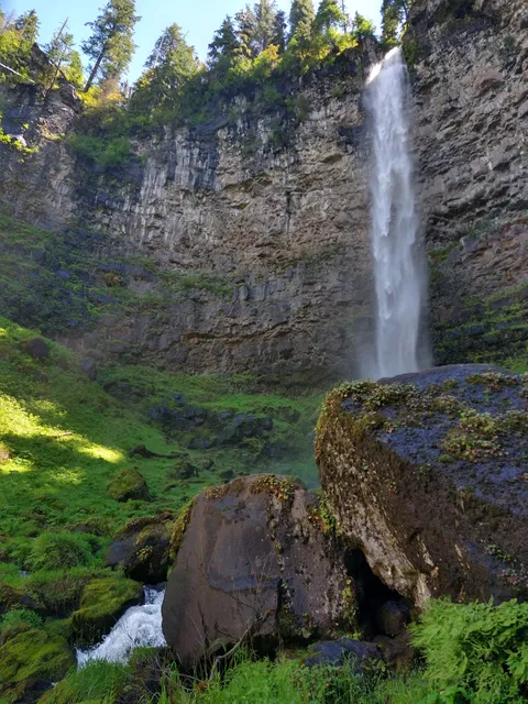 Watson Falls Trailhead