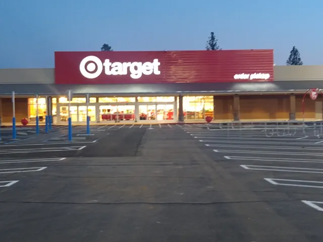 McKnight Crossing Shopping Center