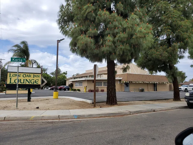 Executive Inn & Suites