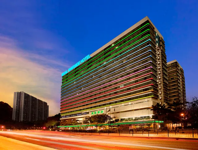 Regal Riverside Hotel