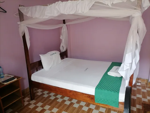 C S guest house &apartment