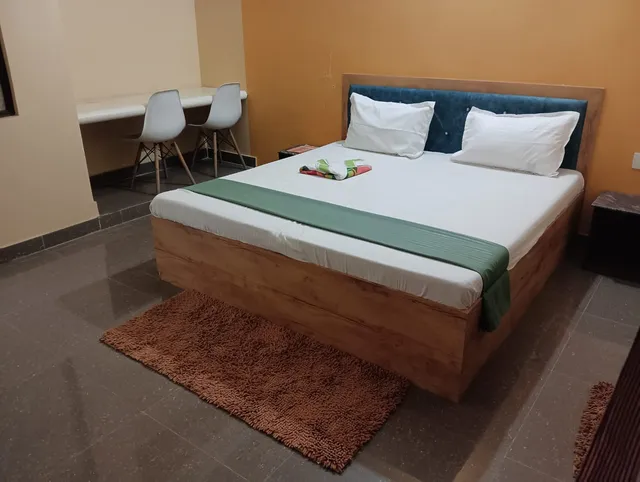 VRINDA KUNJ ASHRAYAM