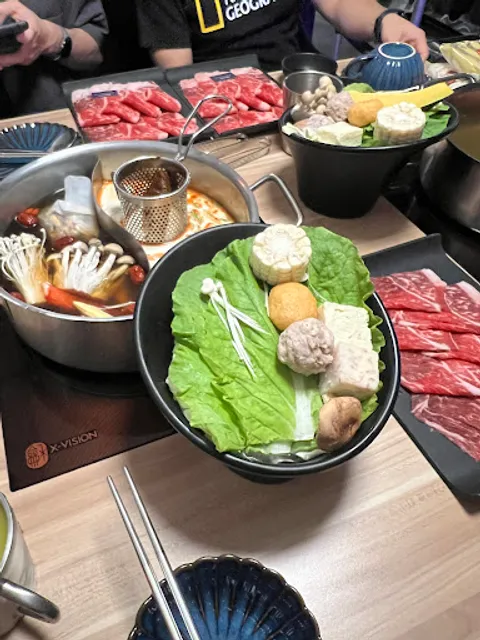 大魔大満足鍋物-板橋旗艦店