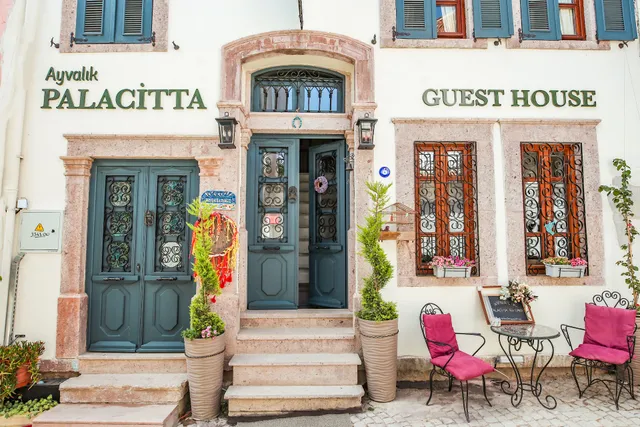 Ayvalik Palacitta Guest House