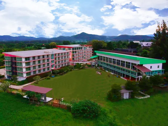 โรงแรมแคปปิตอล เจ แอท เขาใหญ่