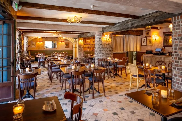 Bacari Beverly Hills