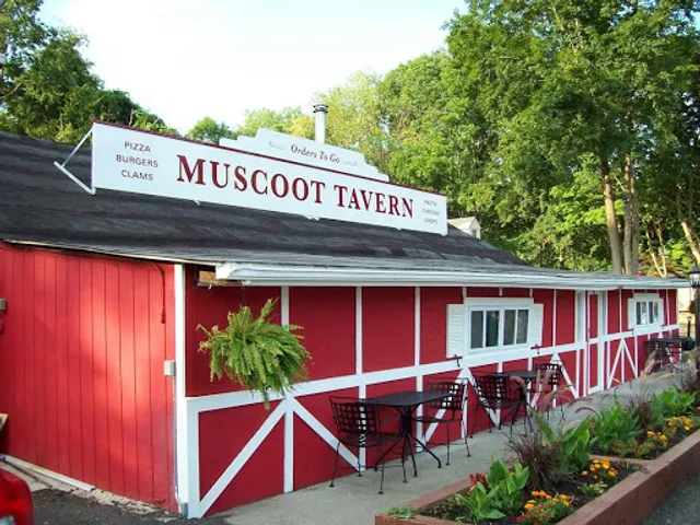 Muscoot Tavern