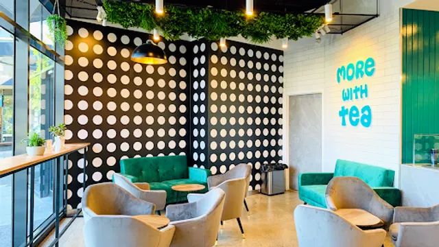 Popping & Tea Williams landing