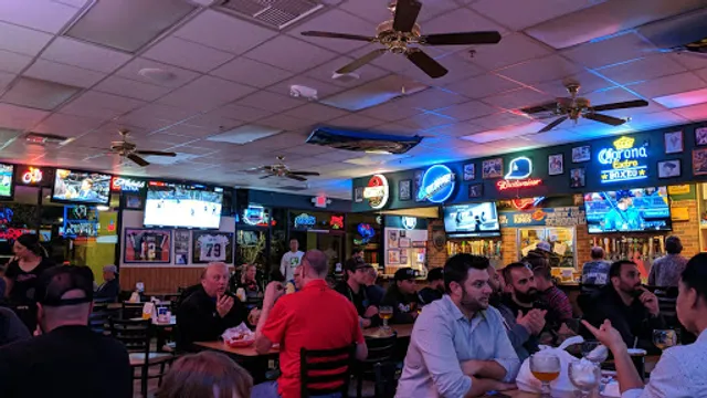 Cronies Sports Grill