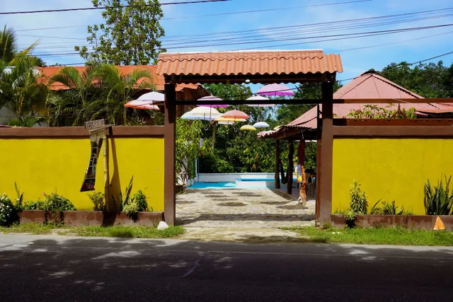 Las Cascadas Hostel & Restaurante Tayrona