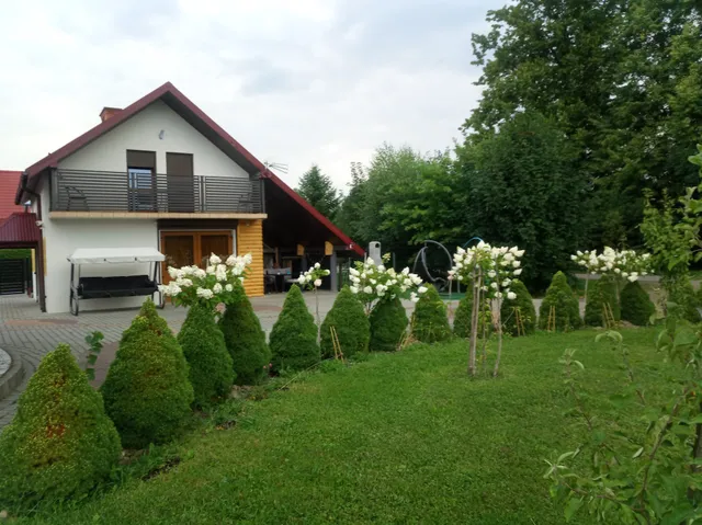 Krzysztof Szczęsny - Agroturystyka "Domek Gniewoszówka"