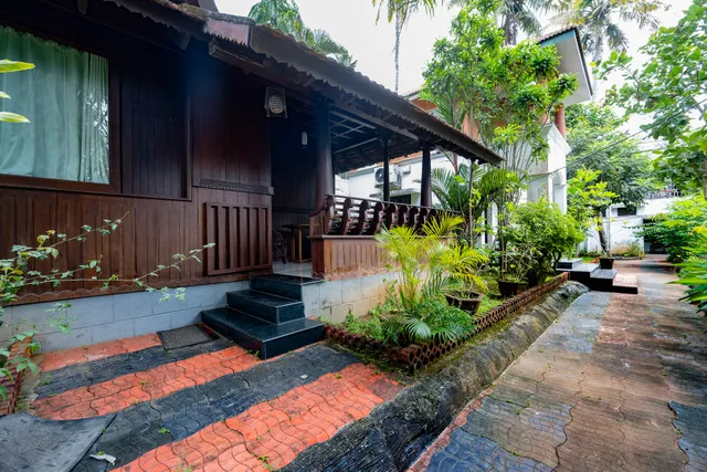 Raja Park Beach Resort