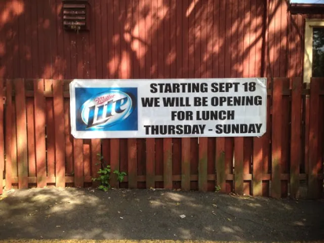 Dog House Saloon & Grill