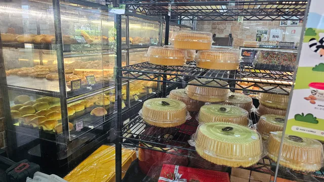 Bread Garden Singapore CNY Goodies