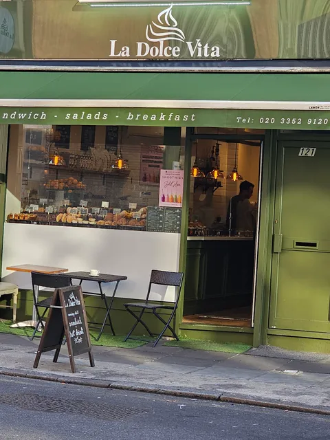 La Dolce Vita Café