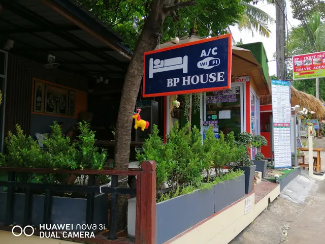 BP​ HOSTEL​ KOHTAO