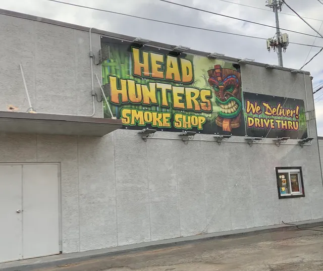 Head Hunters Smoke & Vape Shop