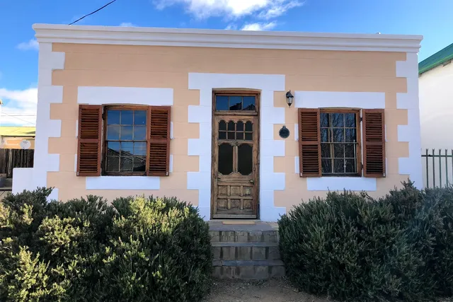 The Dusty Vine Guesthouse