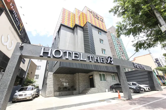 Hotel The B