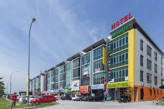 Saujana City Hotel