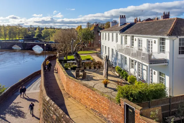 Edgar House - Luxury Holiday Home by Daisy Joy Escapes