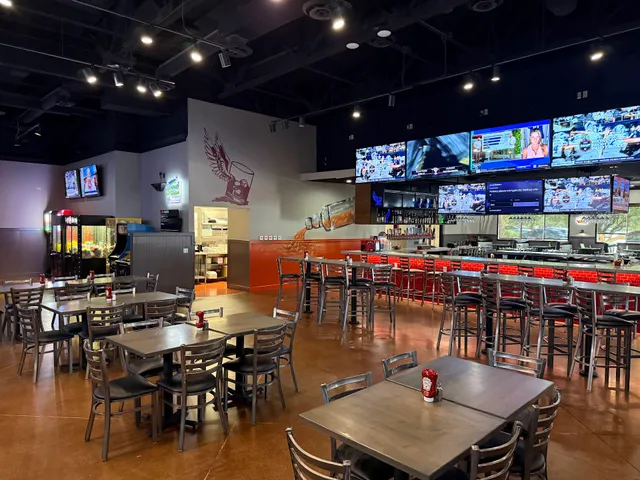 Whiskey and Wings Sports Bar & Grill