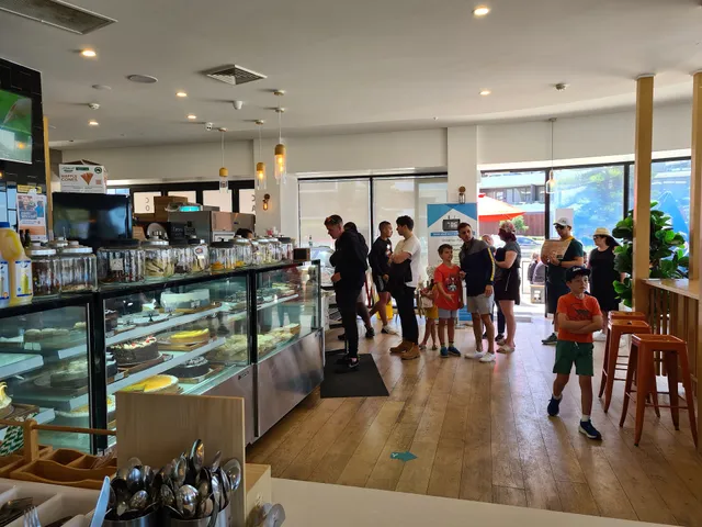 By The Bay Cafe & Bar