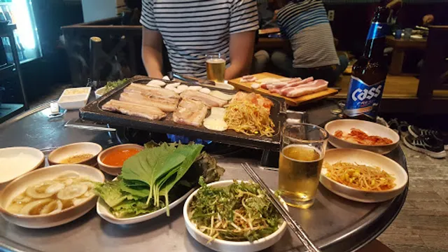 뜨락숯돌생고기