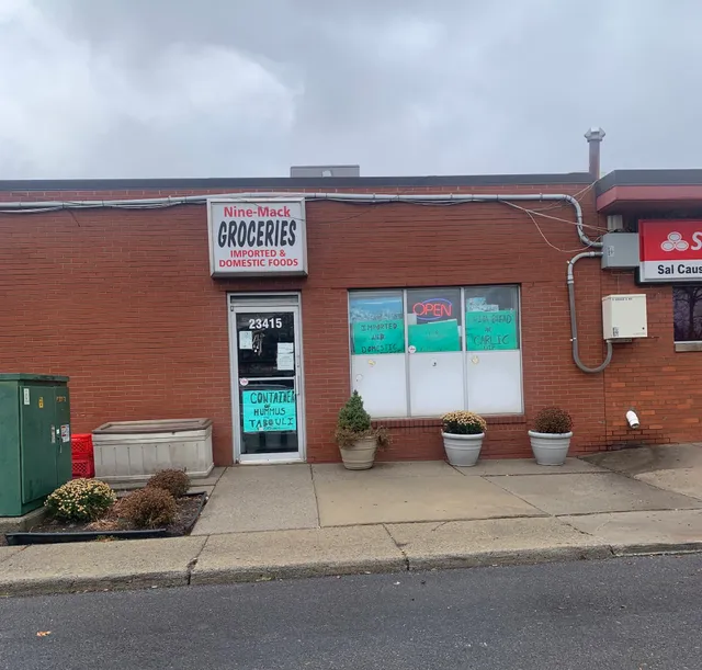 Nine Mack Grocery