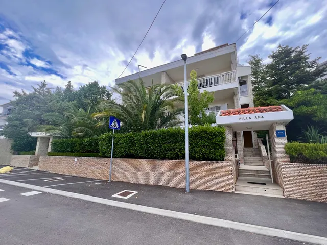 Apartments Villa Ana