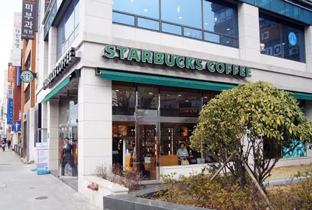 Starbucks, Nampo Stn.