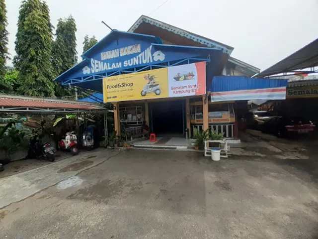 Semalam Suntuk Restaurant