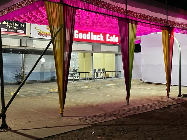 Goodluck Cafe - Talegaon