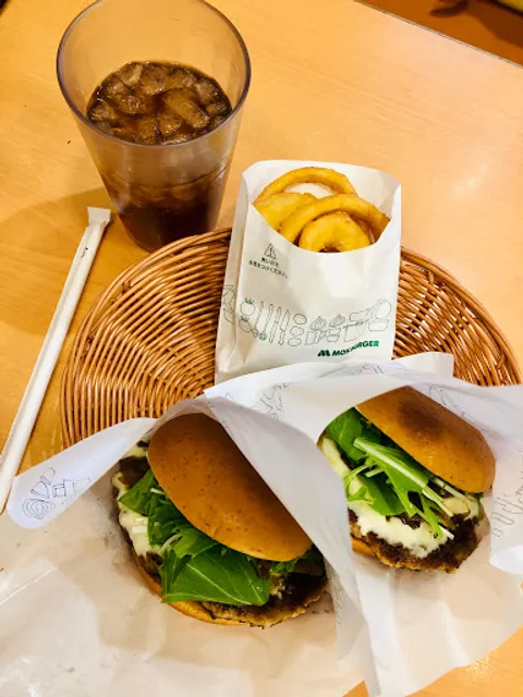 MOS BURGER Nishi-Shinsaibashi Shop