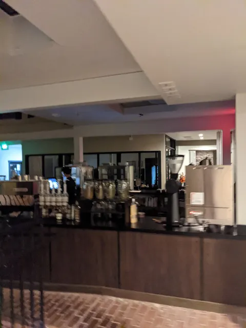 Arlington Gardens Mall