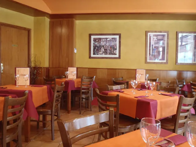 Claret, bar restaurant