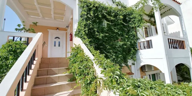 Elena Seafront Luxury Apartments