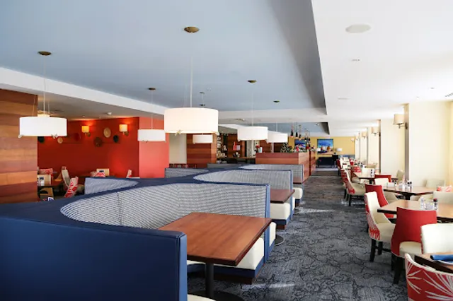 Captain's Table Restaurant and Bar