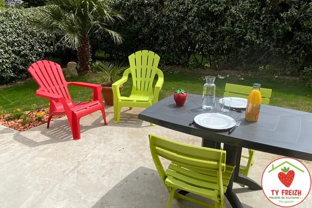 TY FREIZH - charmant gîte 2 étoiles, avec jardin - 2 personnes. Location de vacances à Plougastel-Daoulas, Finistère, GR 34