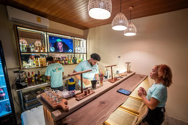 Old River Bar & Grill