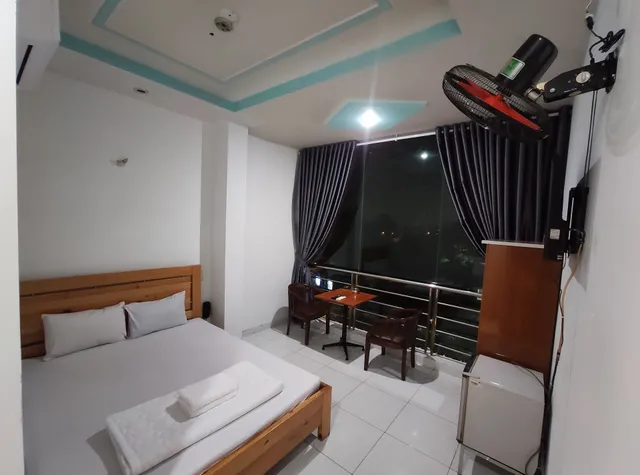 KHÁCH SẠN BẢO TÍN