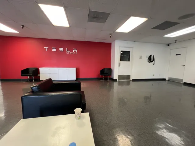 Tesla Service Los Angeles-Torrance
