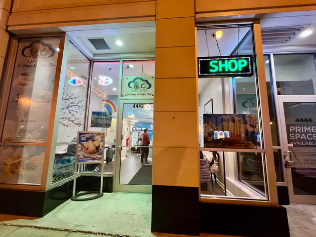 Nube's Ice Cream & Coffee Shop