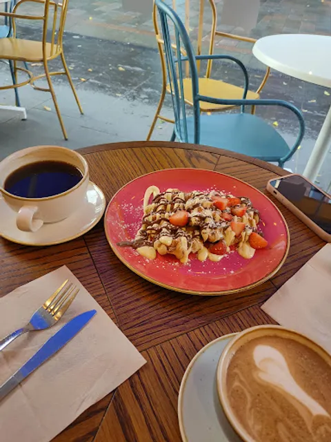 BB's Coffee & Muffins