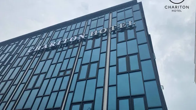 Chariton Hotel Skudai Kiri