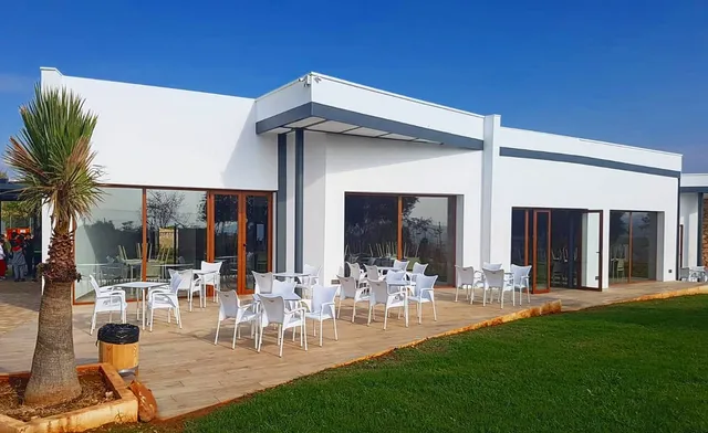 ALBERGUE RÍO SECRETO