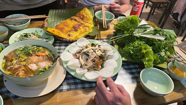 Mr Bảy Miền Tây - Bánh Xèo